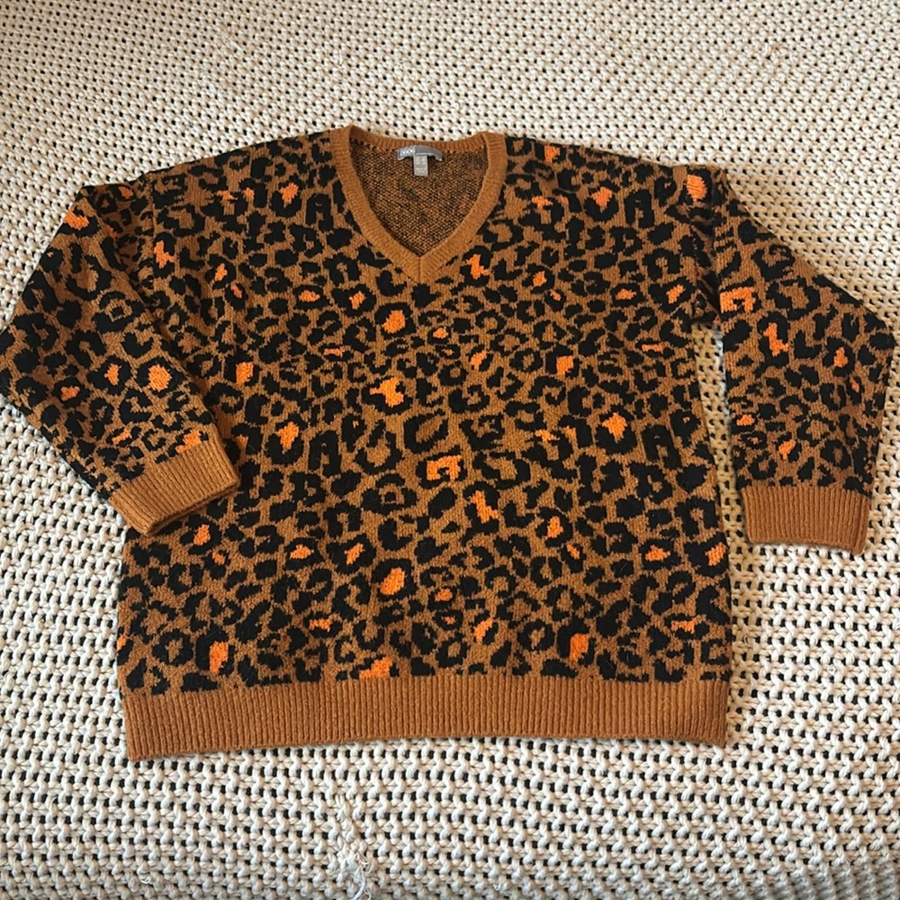 Women’s sweater